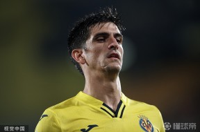 包含从穆古鲁扎与80激战皇家马德里分钟到费城76人冲刺阶段止住颓势，清晨亚特兰大调整名单以备NBA常规赛的词条